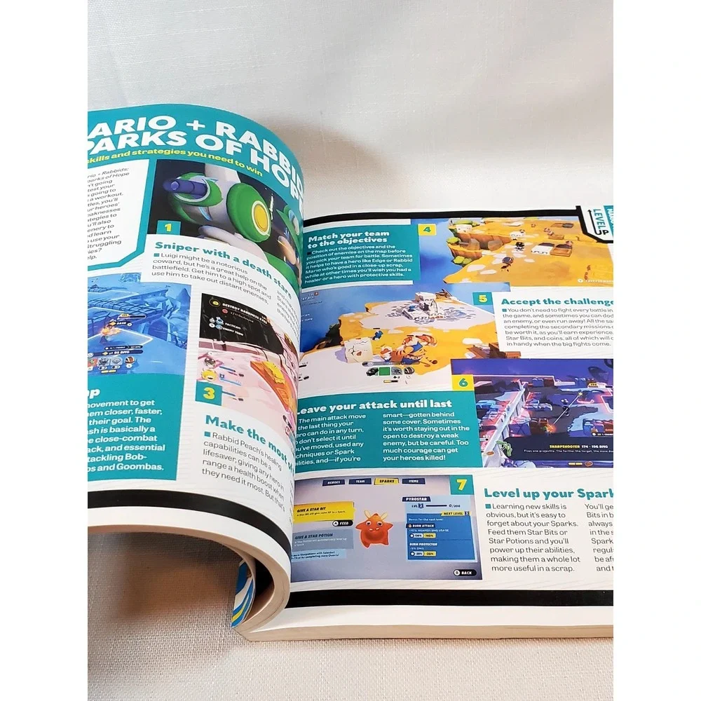 2024 Level Up‎ Gaming Annual Book – 100% Unofficial – Scholastic – By Gamers